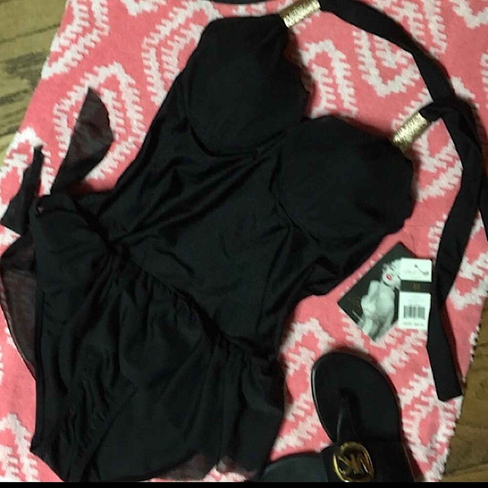 NWT Marilyn Monroe Sexy One Piece Pushup Swimsuit